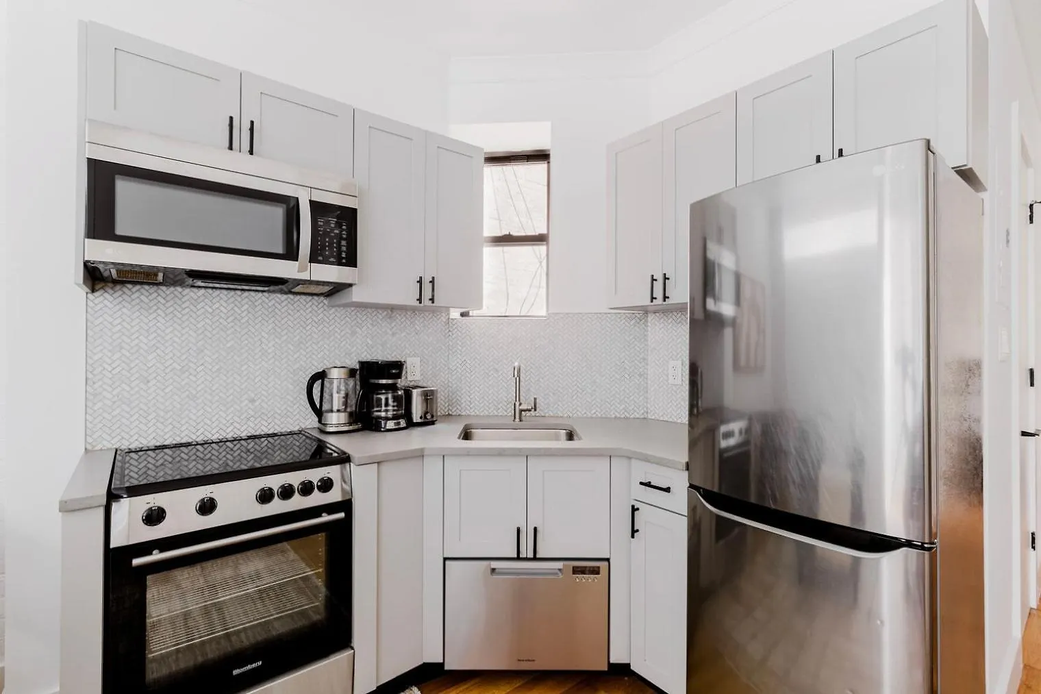 Апартаменты Blueground Lenox Hill Kitchen Ac Wd Nyc-1543 Нью-Йорк 0*,  США